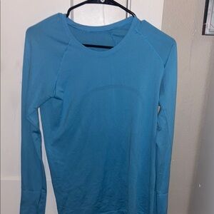 Blue Long sleeve lululemon swiftly tech worn twice at most great condition